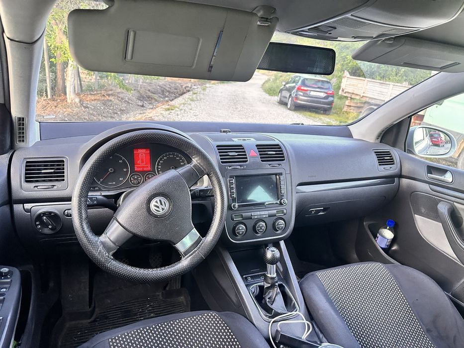 Volkswagen Golf  5 2.0TDI BKD GT