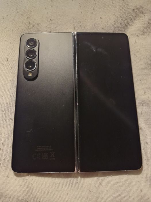 Samsung Galaxy Z Fold 4
