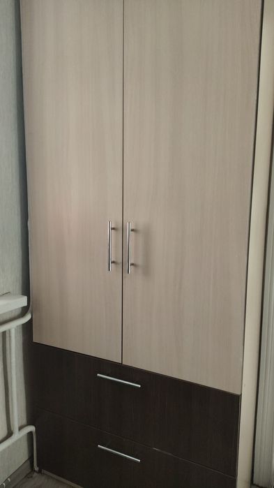 Продам диван,и шкаф в хорошем состояний