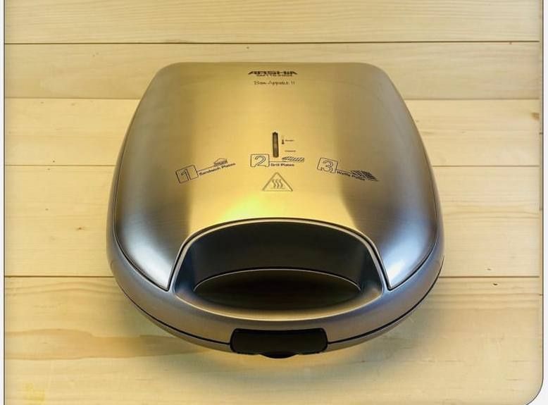 Arshia сендвичница, тостер - гриль, вафельница 3в1 
ARSHIA