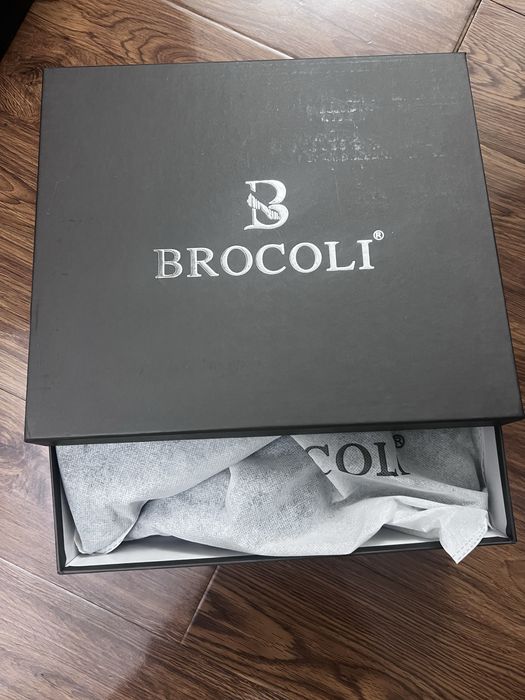 Продам женскую обувь