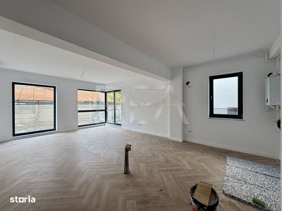 2 camere curte si terasa 102 mp Ultracentral — fotografia 1