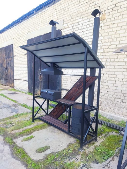 Продам мангал с ковкой