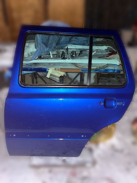 Левая задняя дверь гольф 3 универсал