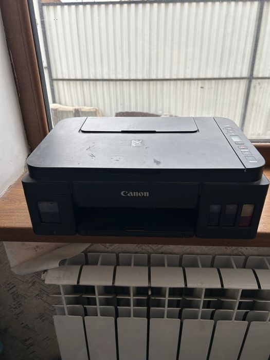 Цветной принтер Canon