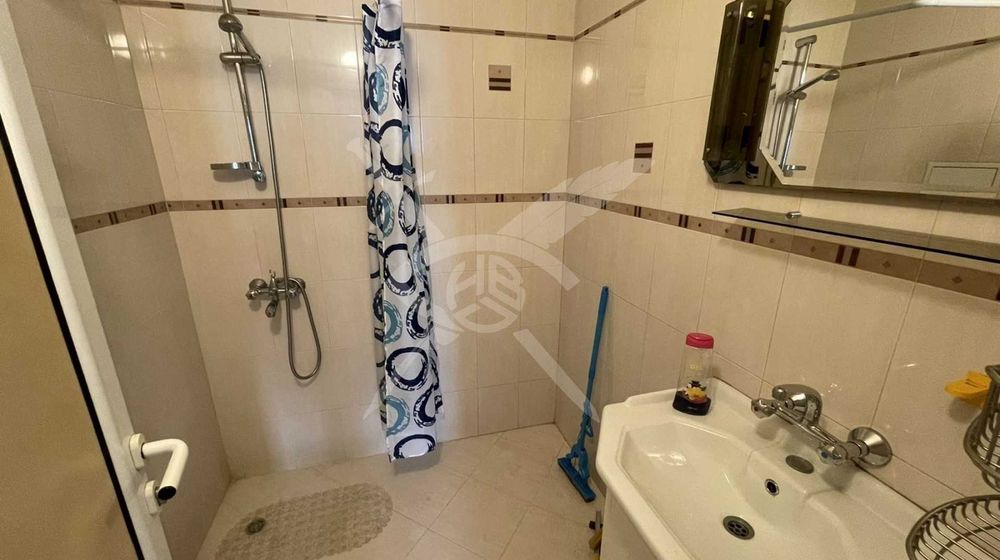 Дава се под наем Двустаен апартамент в София, Център - 60 кв.м за 698.19 € - Снимка #4