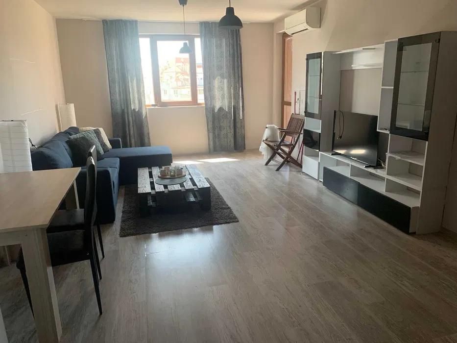 Дава се под наем Двустаен апартамент в Варна, Левски - 60 кв.м за 483.48 € - Снимка #2