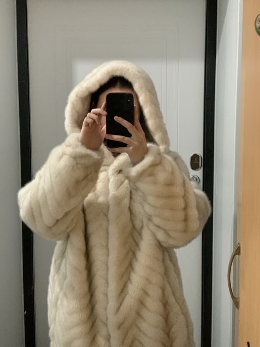 Эко шубка в отличном состоянии