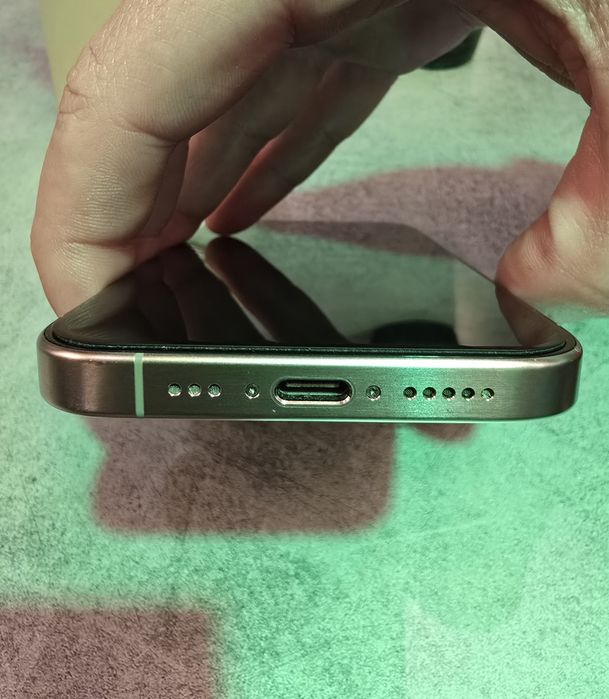 Iphone 15 PRO eSIM USA Titanium silver