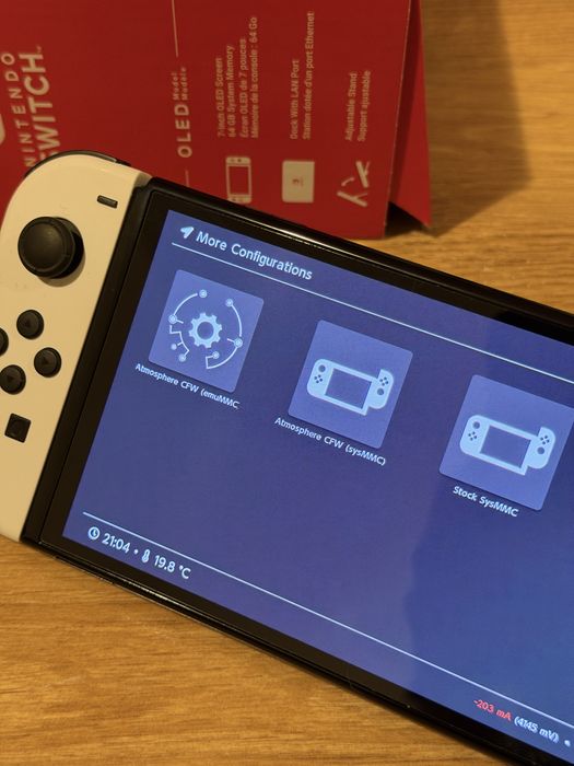 Nintendo Switch Oled modata cu chip plus card 256Gb
