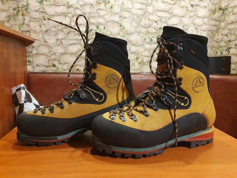 Bocanci La Sportiva Nepal Evo GTX, mărimea 45