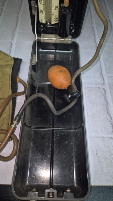 Продам тонометр СССР