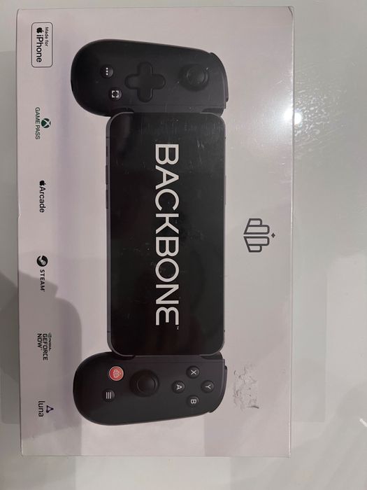Backbone One, неразпечатан – мобилен гейминг контролер за iPhone