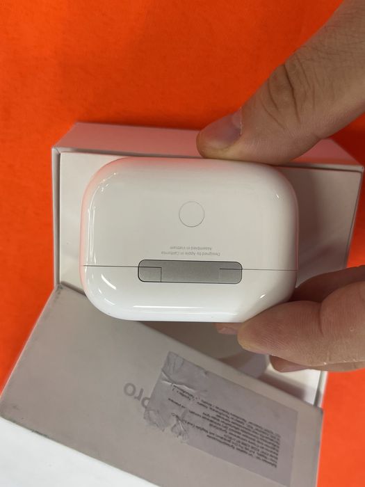 Кейс Airpods Pro 2 оригинал новый