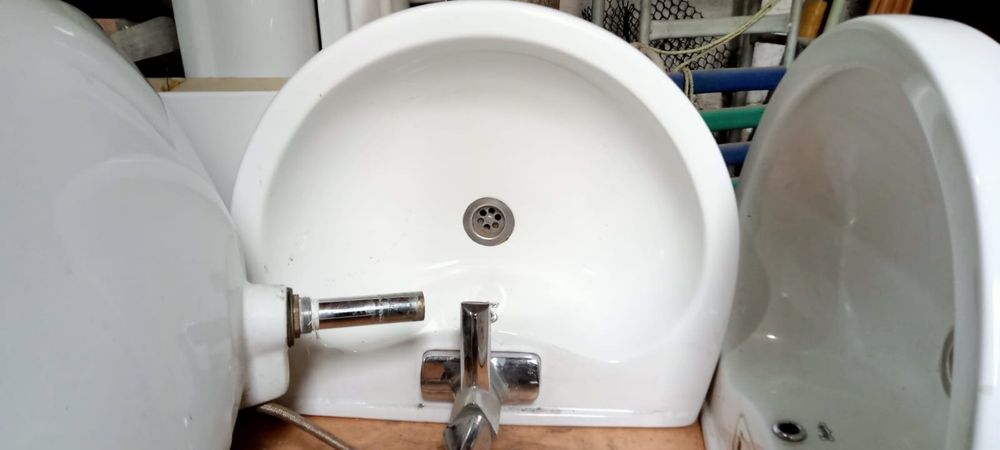 Раковины с ножками