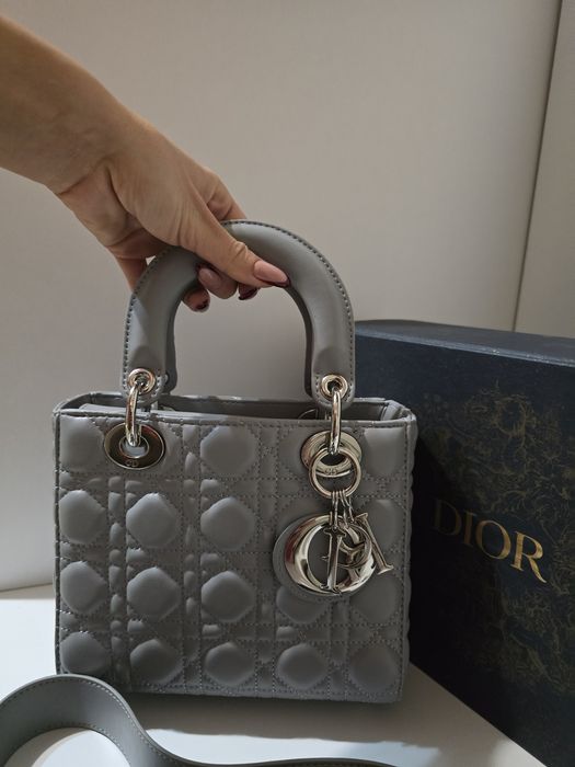 Налична чанта Lady Dior