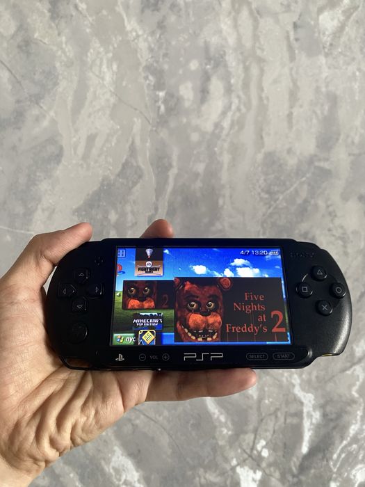 Игровая приставка PSP