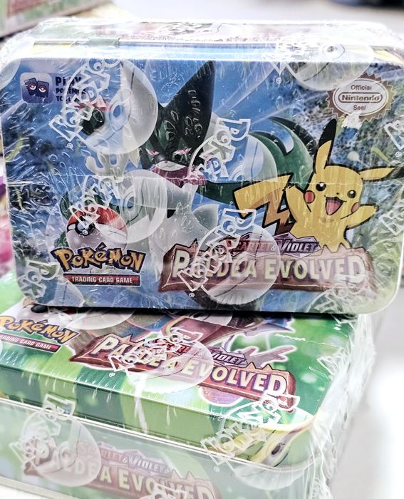Карти Pokémon в метални кутии