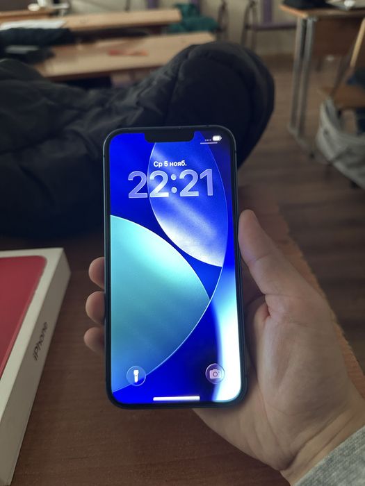 Айфон 13 идеал