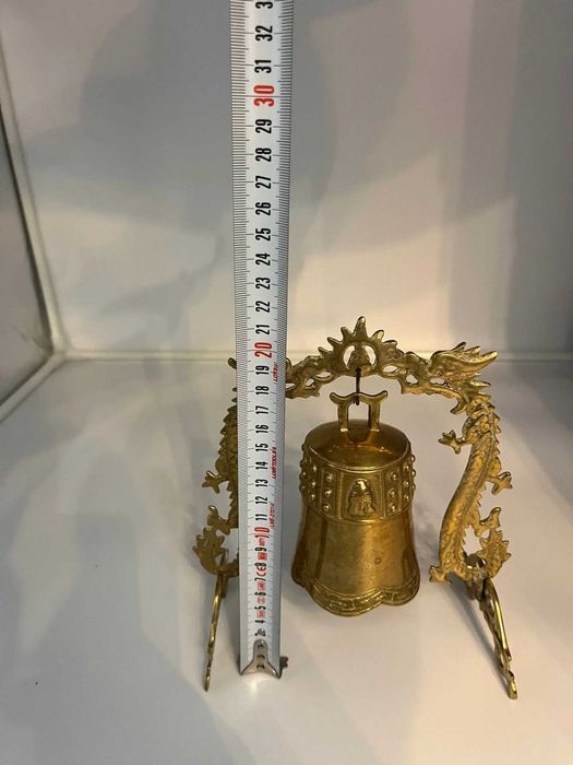 Clopot  din bronz, cu motive asiatice,