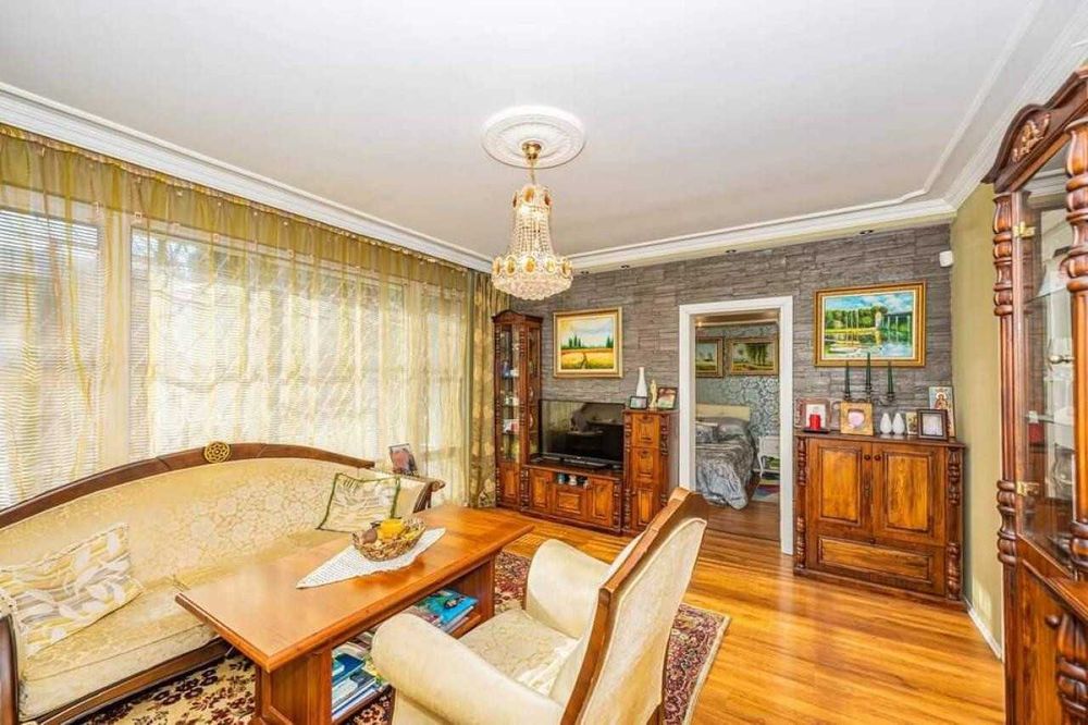 Продава се Тристаен апартамент в Пловдив, Гагарин - 80 кв.м за 1052 €/кв.м - Снимка #1