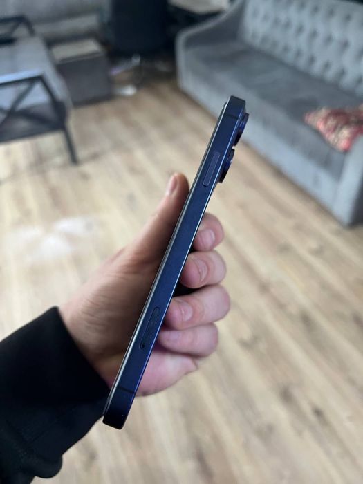 iPhone Xr 17 pro корпус қўйилган