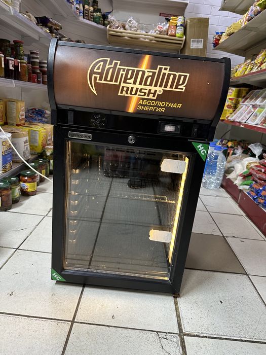 Продается мини холодильник