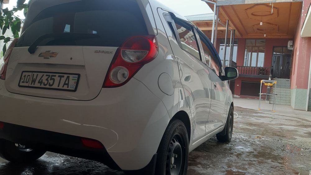 Spark sotiladi kelishamiz