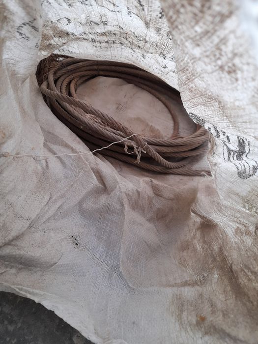 Трос сотилади зангламаган