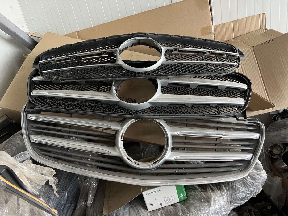 Оригинални решетки за Mercedes