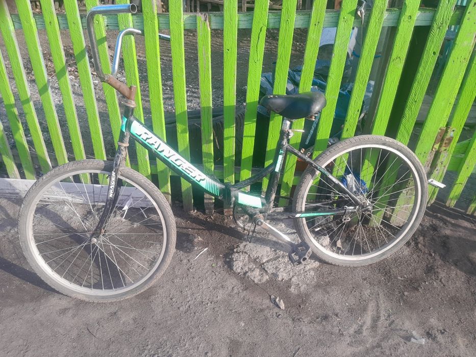 Продам велосипед надо цепь потинуть