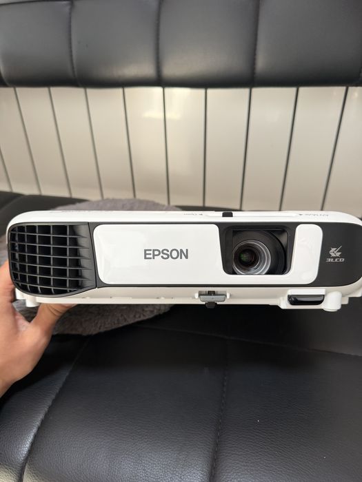 Videoproiector Epson