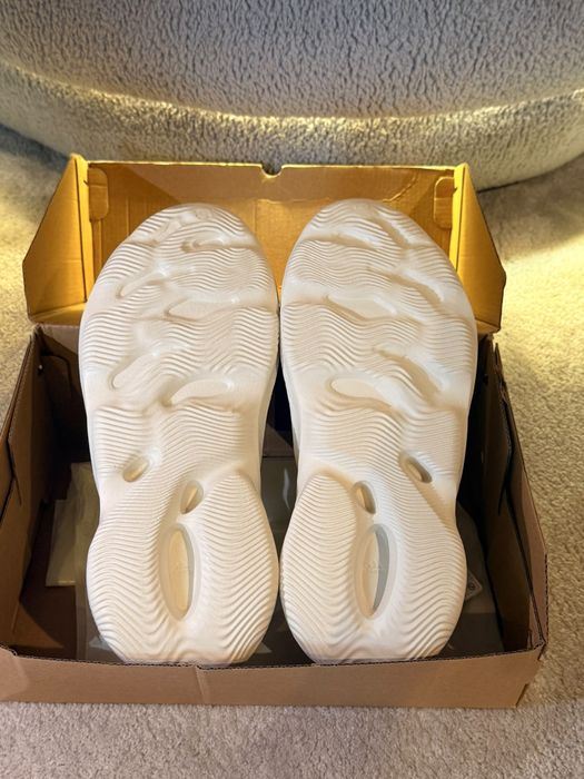 Papuci Foam Runner Crem / Cream