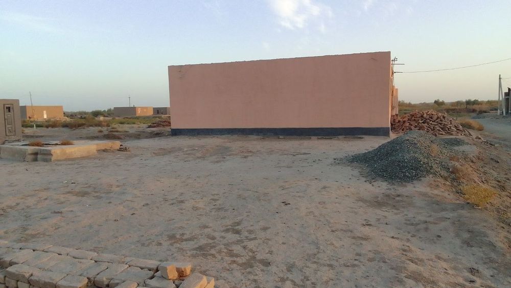 Хива каракумда ер у'рни келишилган нархда сотилади