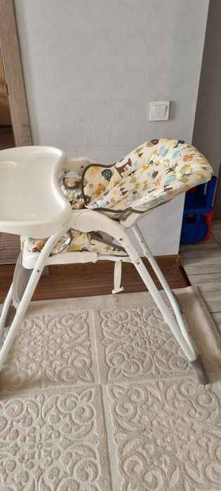 Стульчик для кормления Joie