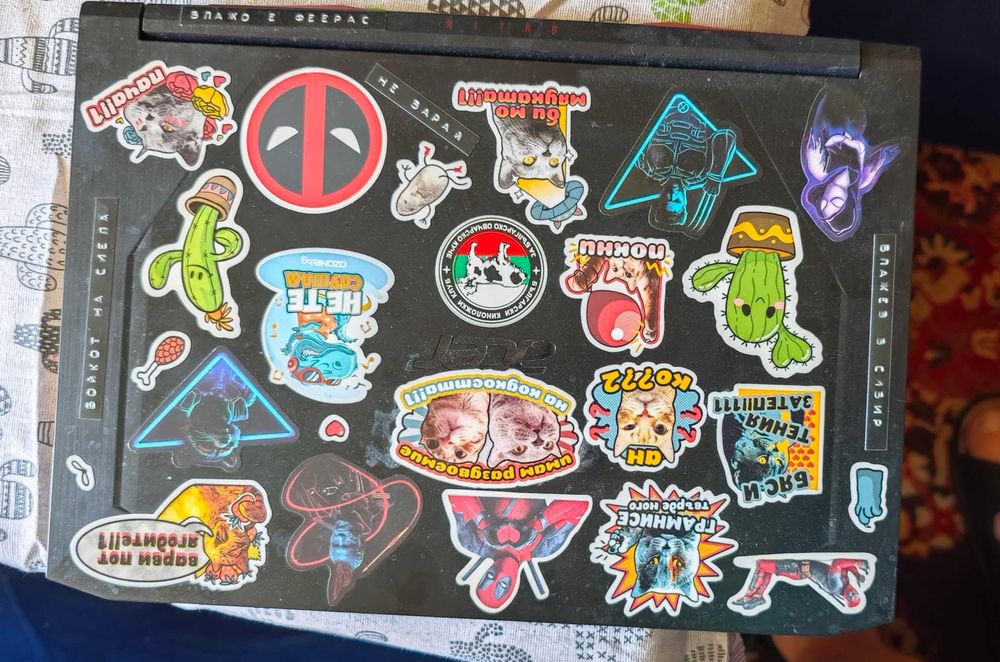 Продавам Acer Nitro AN515-55, i7-10750H, 16GB RAM, GeForce GTX 1660 Ti