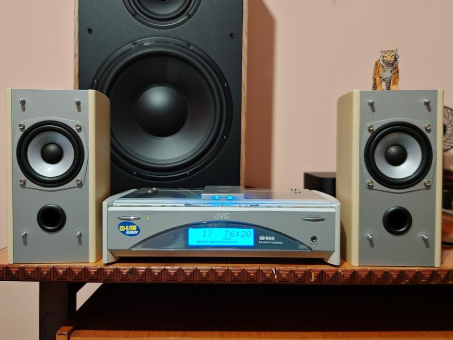 Jvc FS-SD550R. Sunet mare venit din dimensiuni mici. Super sistem audio. Preț fix !