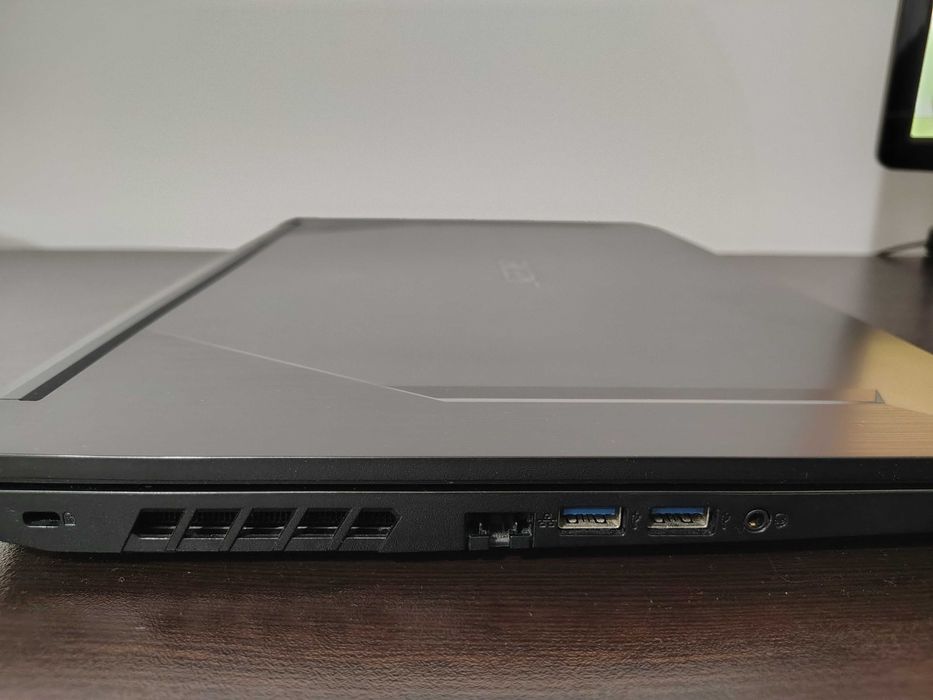 Acer Nitro 5 144Hz / Ryzen 5 4600H / 16GB / 512GB NVMe / GTX 1650