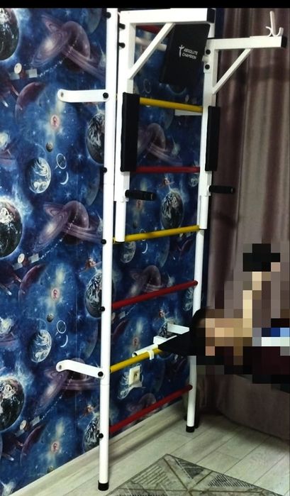 Продам детскую шведскую стенку.
