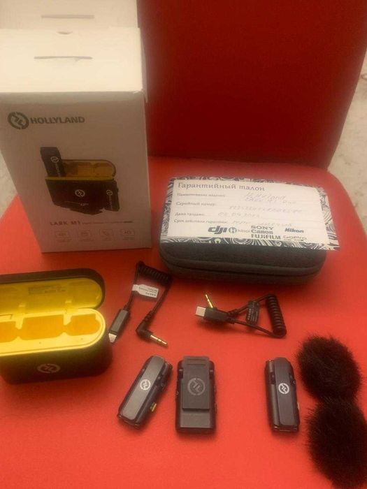 HOLLYLAND LARKM1   Микрофон петличка