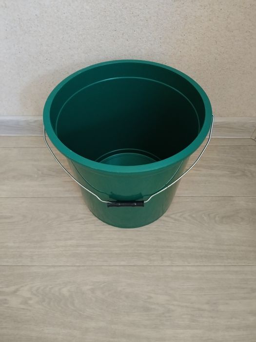 Продам ведро 22литра б.у.