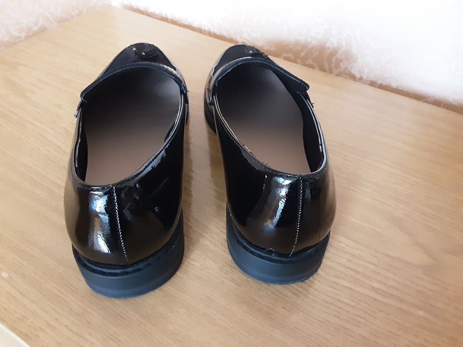 2 чифта дамски обувки