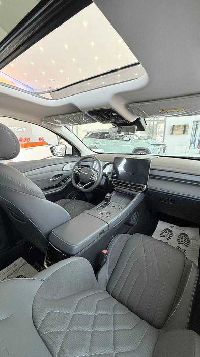 Soueast S09 — премиальный SUV с 7 местный