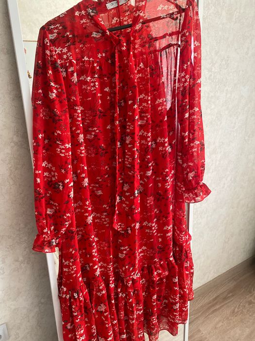 платья по 6000 в отл