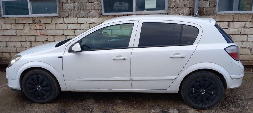 Opel Astra H 1.7 CDTI 80 CP – motor defect, acte valabile, ITP 09.2026