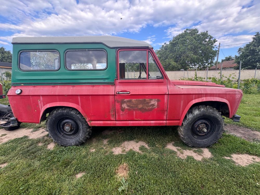 Aro 240 4x4 motor Benzina L25