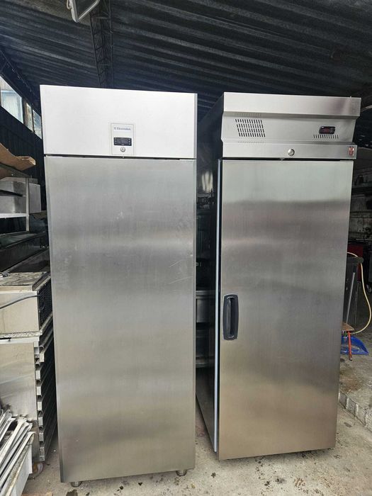 Frigidere si congelatoare profesionale simple si duble diferite tipuri