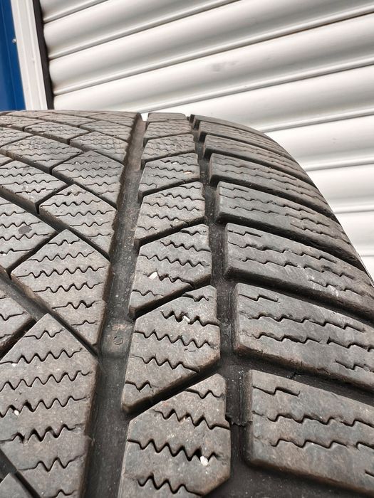 Зимни Гуми 19” Continental Runflat