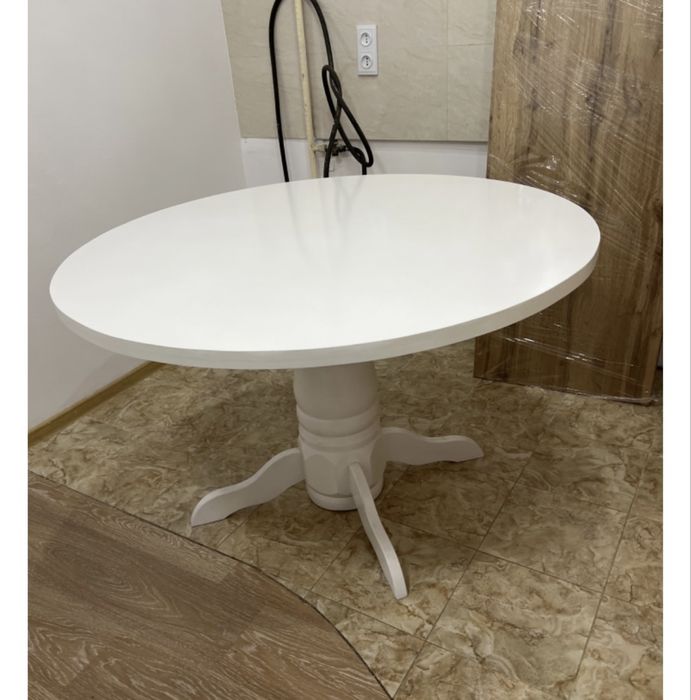 Продам стол круглый