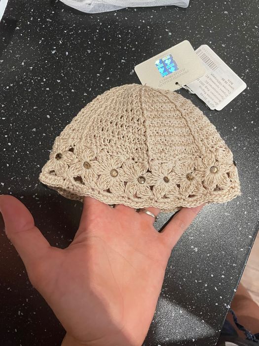 Бебешки шапки и клинче